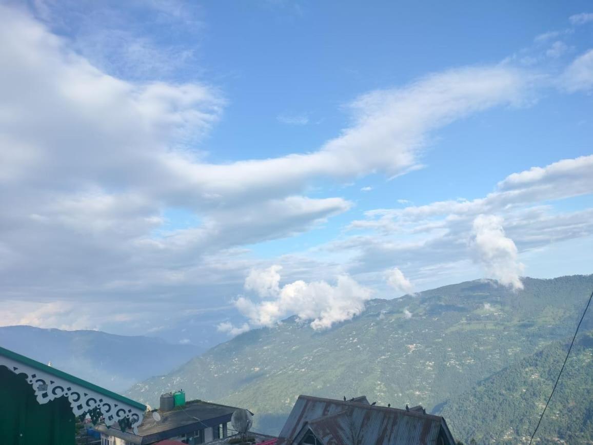 Backpackers Hub Hostel Darjeeling  Buitenkant foto